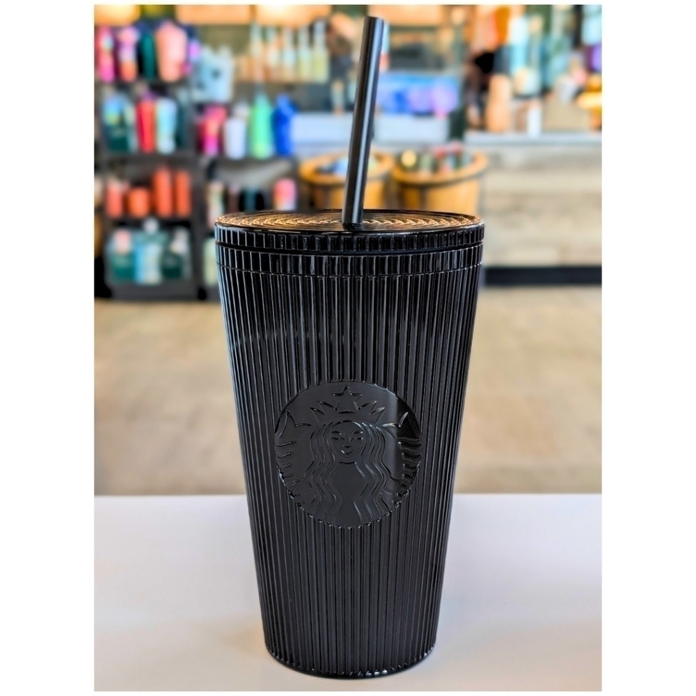 STARBUCKS Brand New 2024 Release Black Pleated Metallic Grande Iced Tumbler